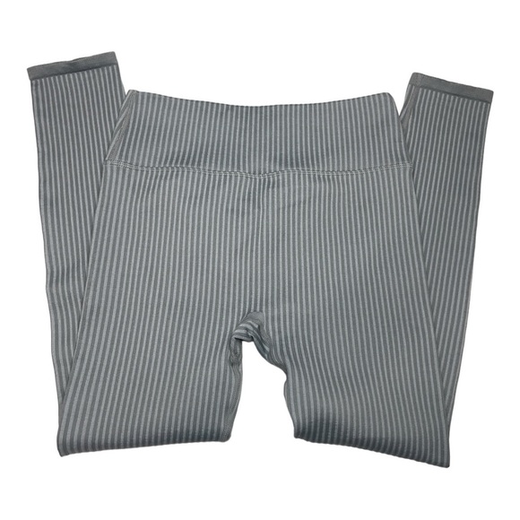 Fabletics Gray High-Waisted Ribbed Seamless Leggings Large - Picture 3 of 6